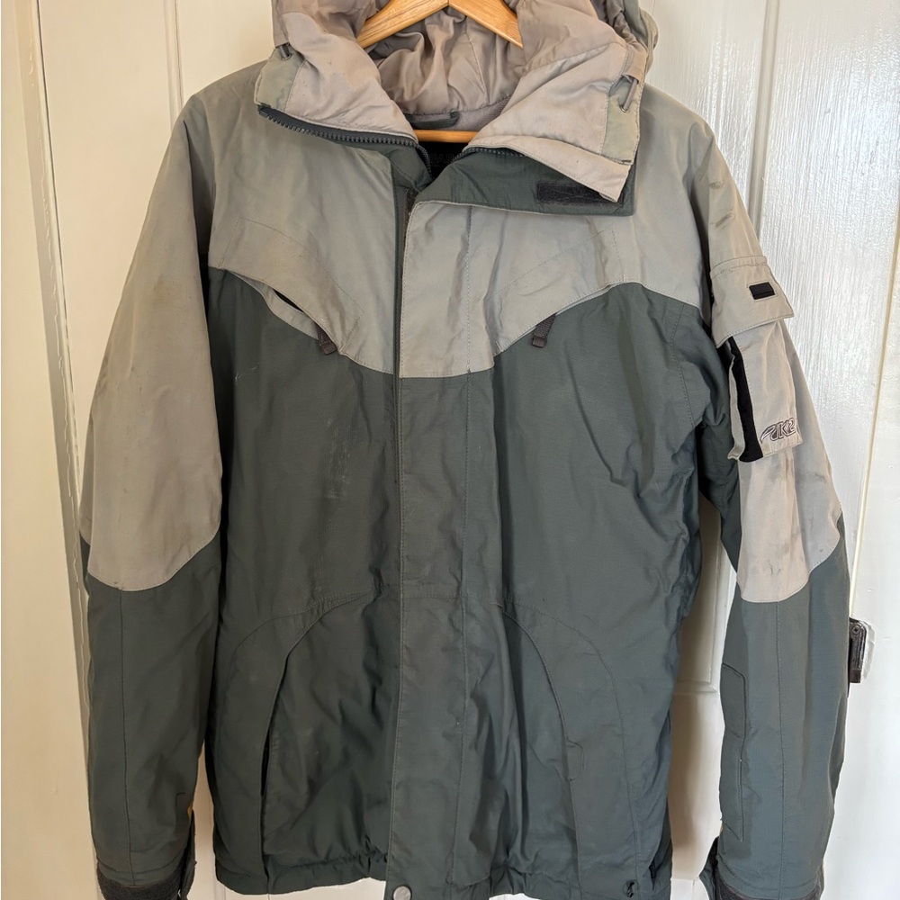 Gray and Yellow Ski Jacket with Water-Resistant Fabric